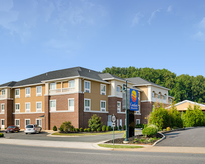 Comfort Inn & Suites Orange – Montpelier