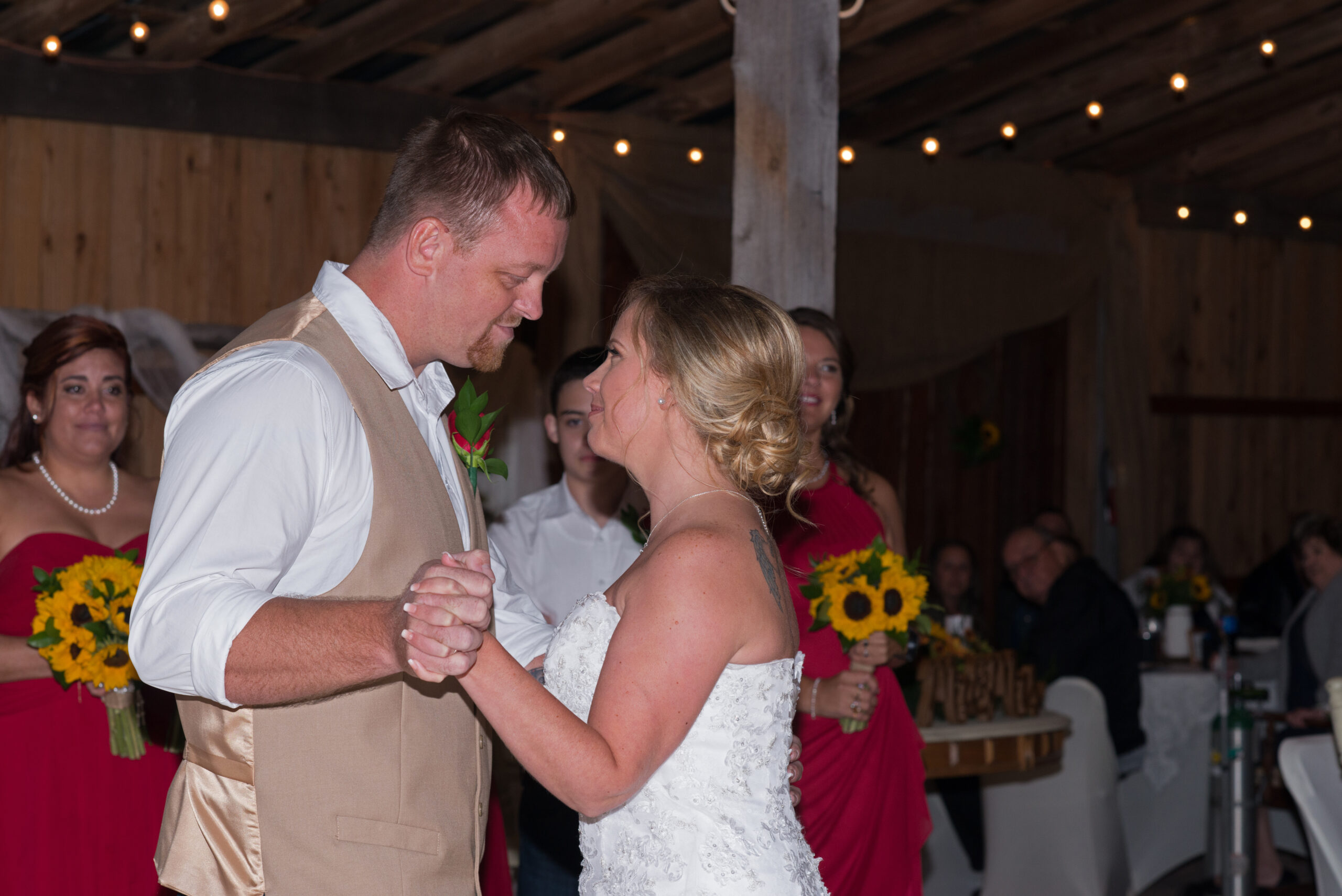 Featured image for “Love Stories by the Lake: Crystal and Dustin Hawley”